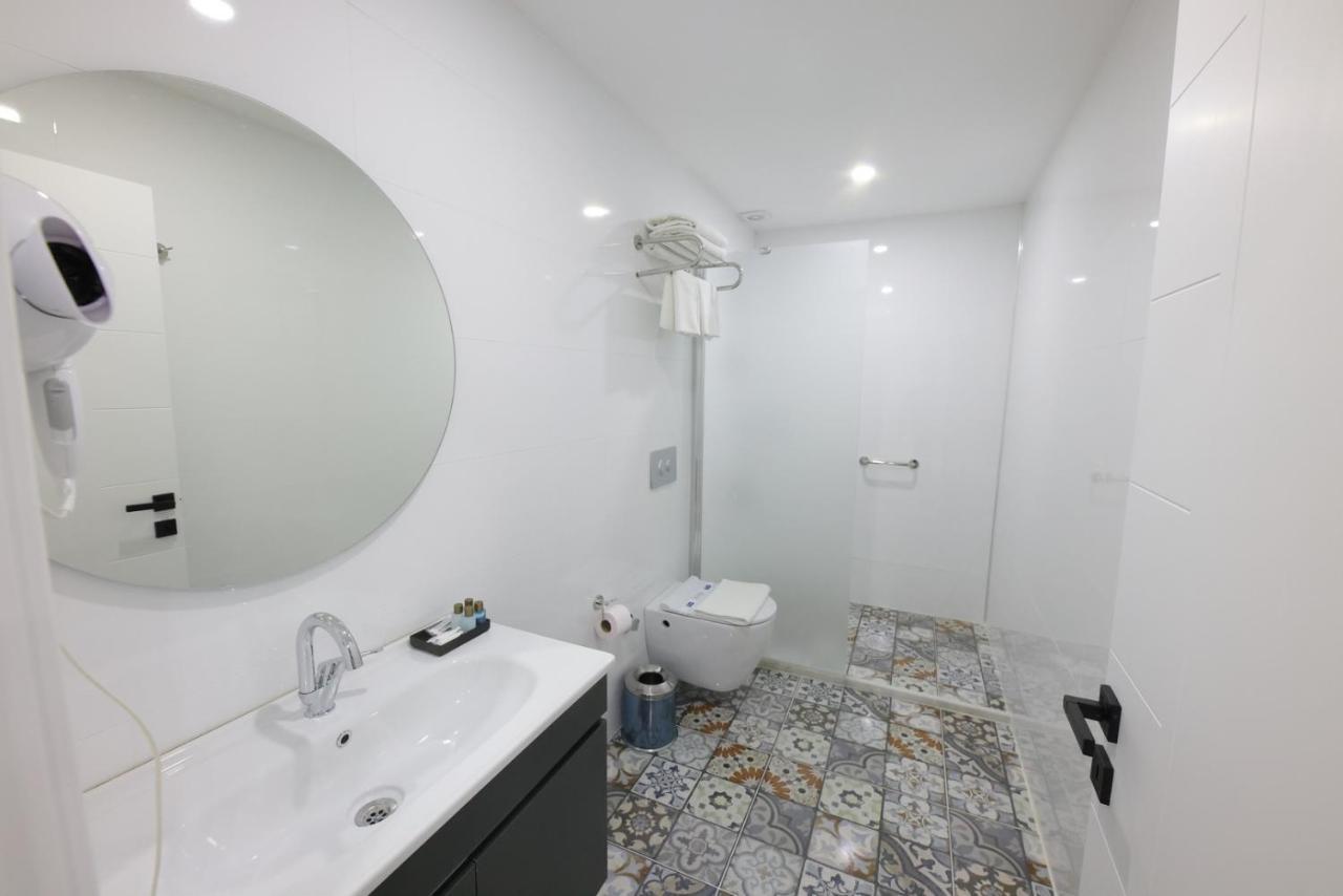 White House Cappadocia Aparthotel Nevsehir Exterior photo