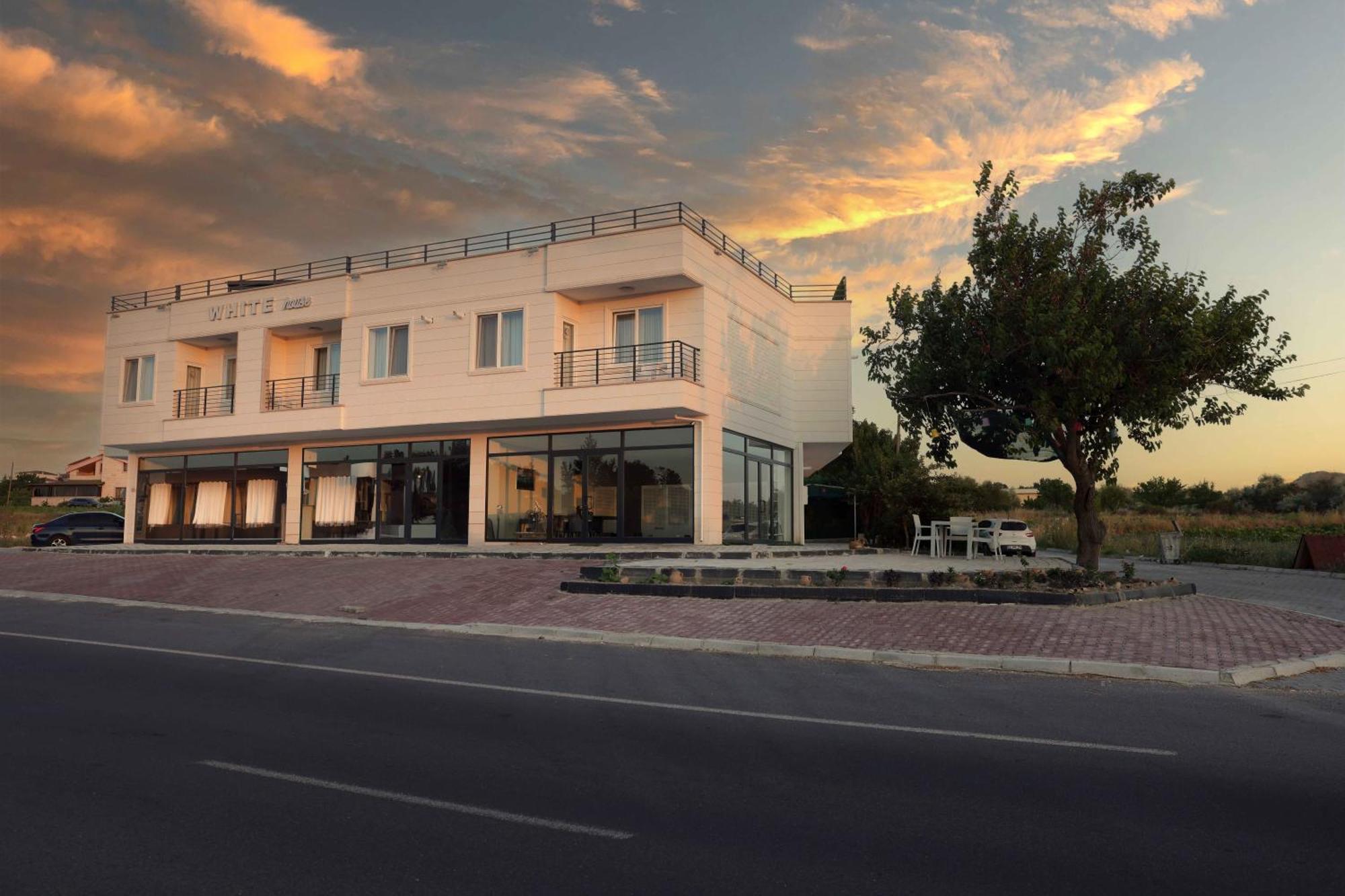 White House Cappadocia Aparthotel Nevsehir Exterior photo